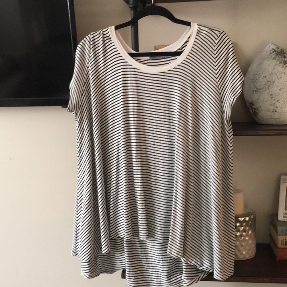 black and white strip swing top